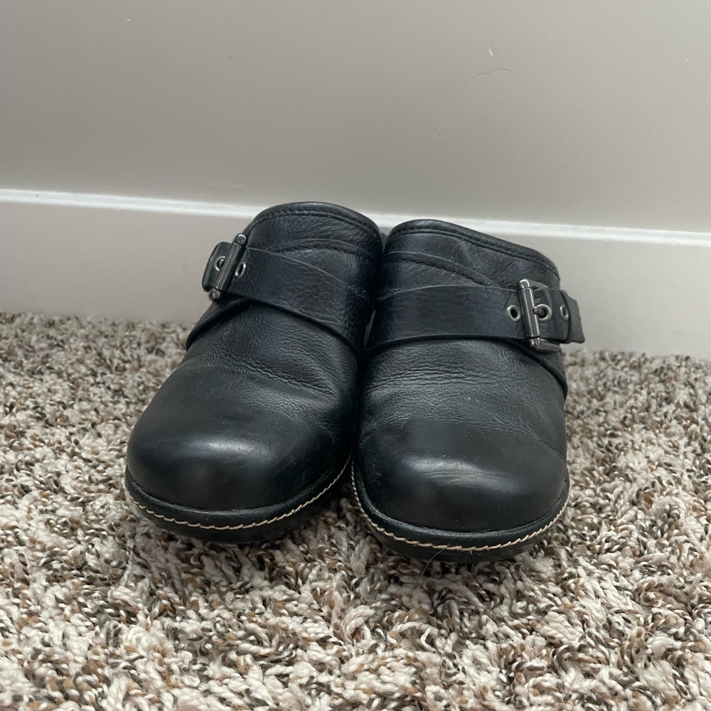 Sofft Clogs - Picture 3 of 5